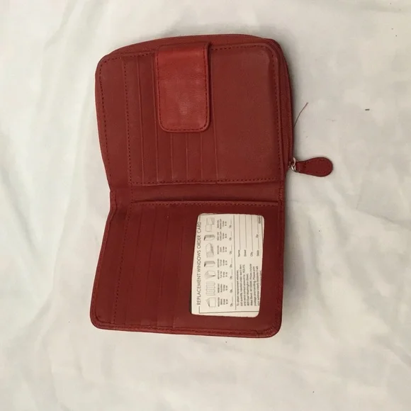 Genuine leather wallet - Picture 1 of 6